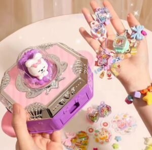 Brinquedo de Montar Bijuteria para Meninas